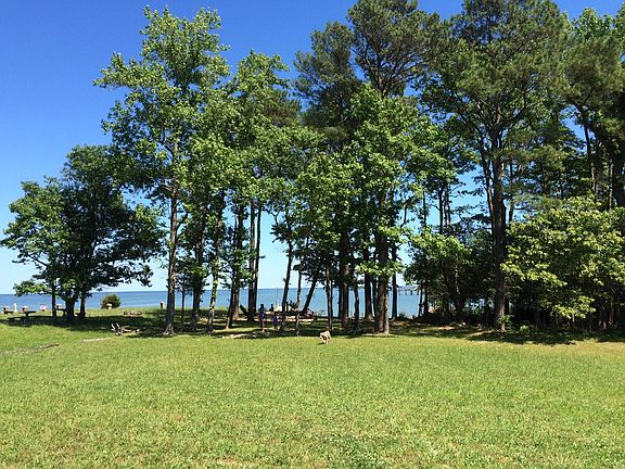 3rd image of 116 Shoreline Dr