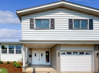 9804 N Lauren Ln, Niles, IL