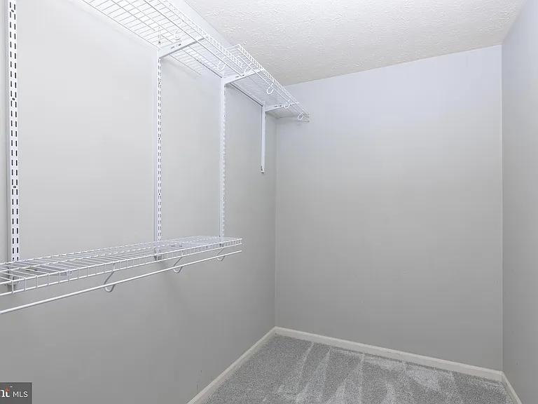 2807 Chapman Ct — Photo 19