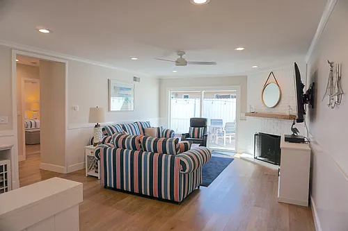 1741 Tustin Ave #3A Photo 1