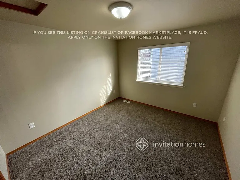 1811 111th Dr SE — Photo 19