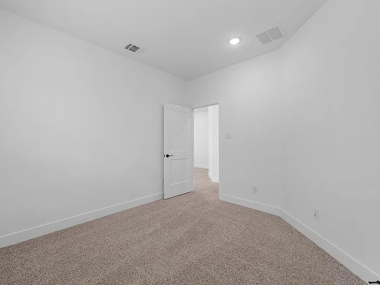 1308 Shaded Rock Dr — Photo 21
