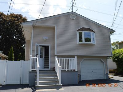 294 Fir Grove Road, Ronkonkoma, NY, 11779