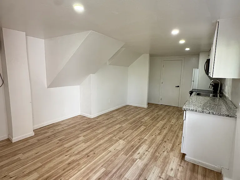 535 Central Ave #2 — Photo 5