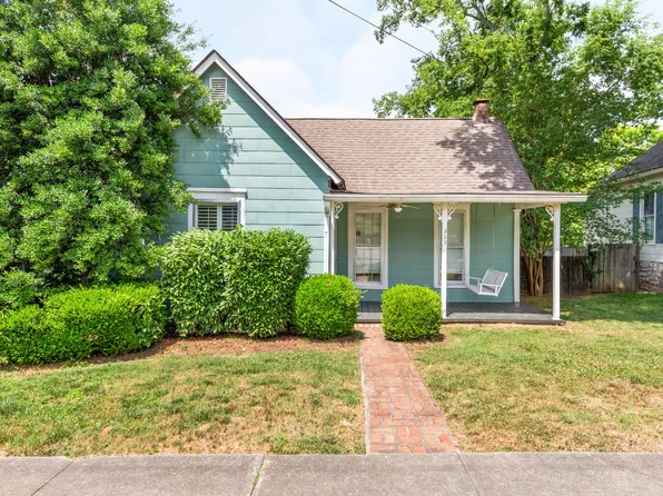 323 50th Ave N, Nashville, TN 37209