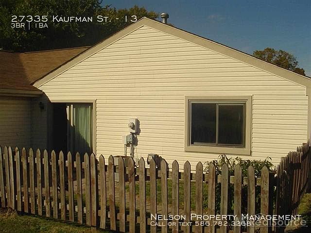 2nd image of 27335 Kaufman St #13