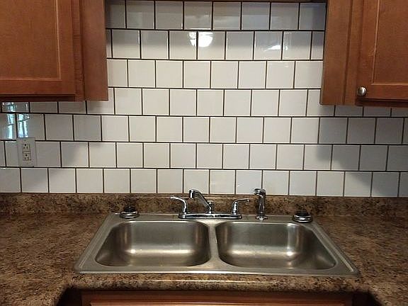 2nd image of 5 Edgemont Dr