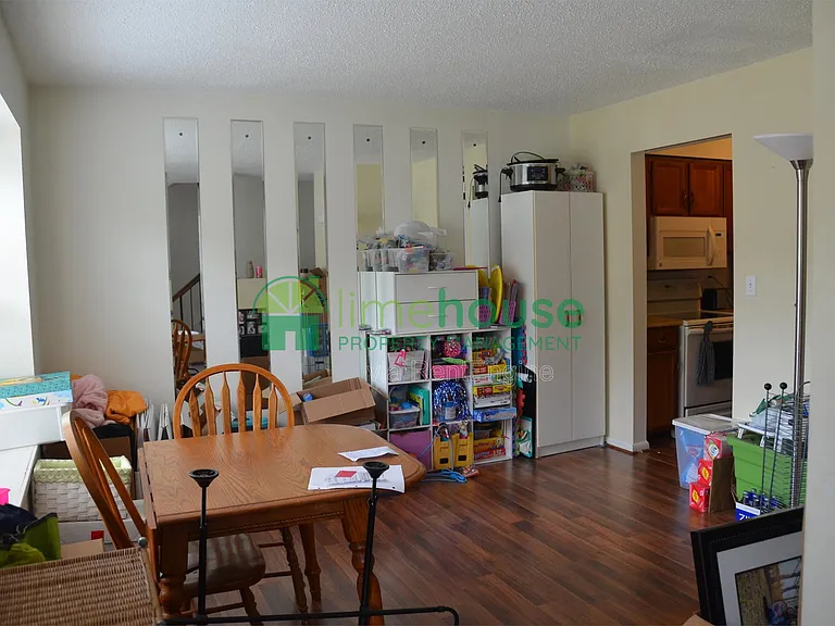 1318 River Birch Run S — Photo 18