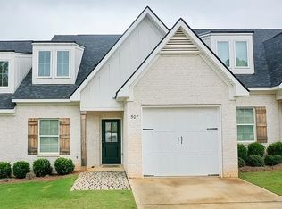 507 Cloverdale Dr, Auburn, AL 36830