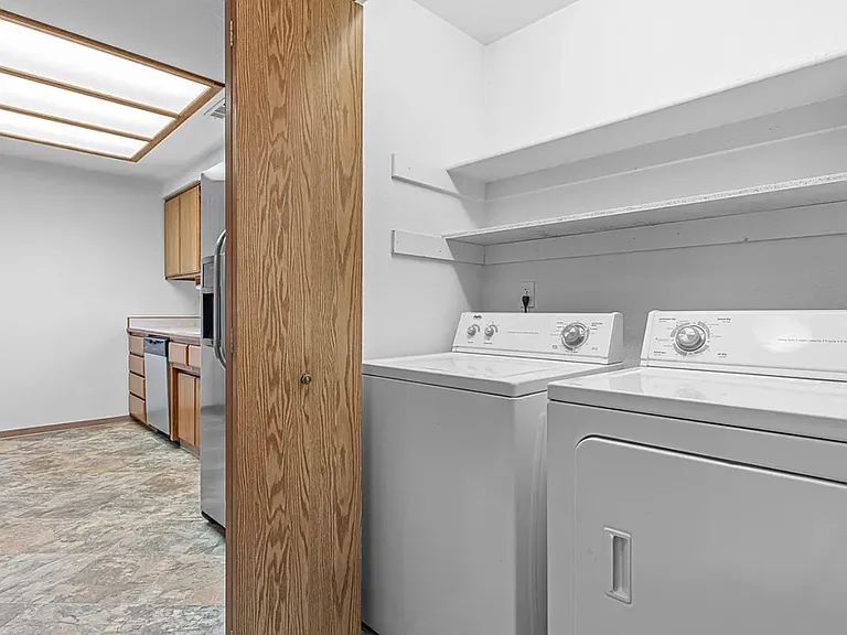 1744 Sandpiper Dr — Photo 13