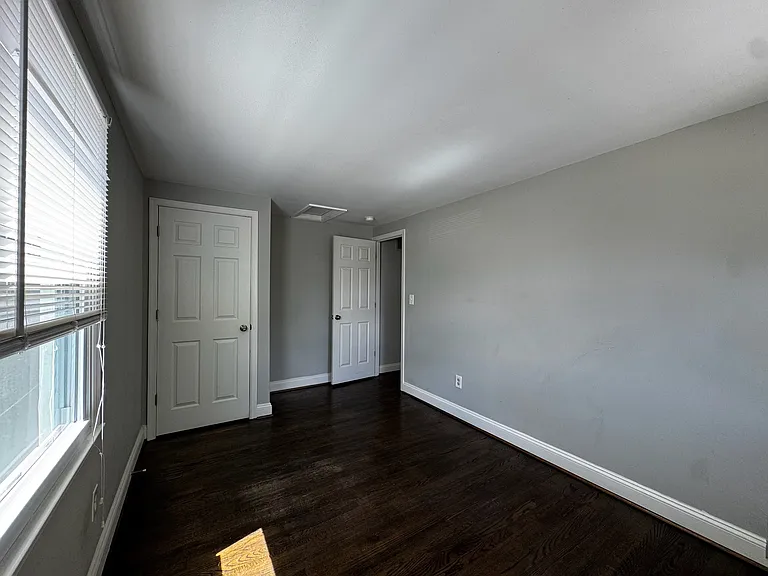 7617 Allendale Dr — Photo 51
