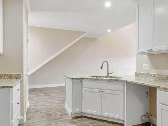 4th image of 3012 Waterstone Dr #3012