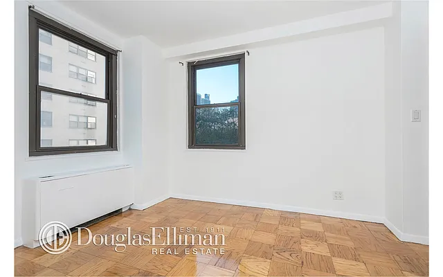 Rented by Douglas Elliman | media 19