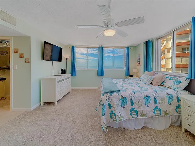 17920 Gulf Blvd #1205 — Photo 25
