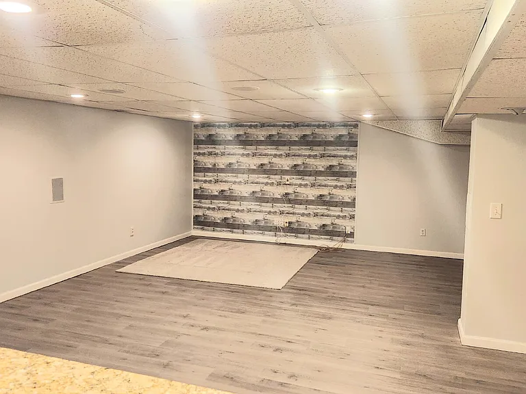 1146 Carrington Dr — Photo 28
