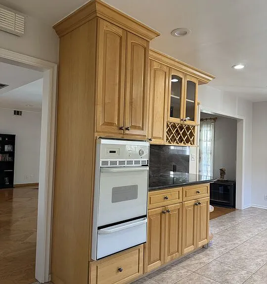 5412 Hazeltine Ave — Photo 23