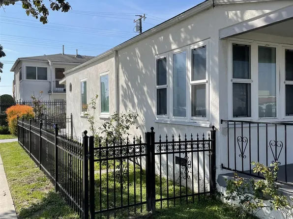 2700 W 85th St, Inglewood, CA 90305
