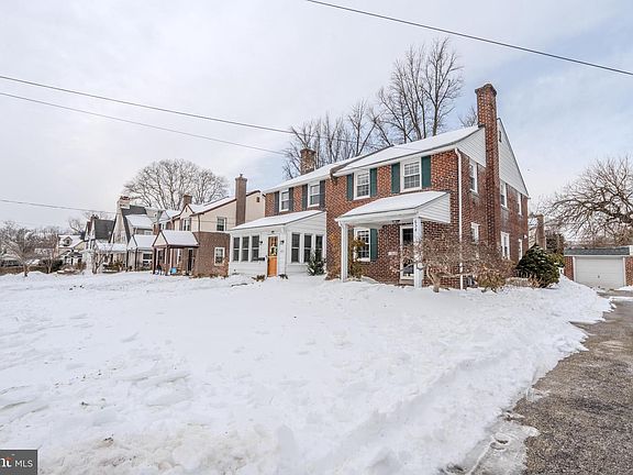 2nd image of 654 Hazelwood Rd