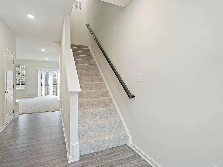 1818 Kellington Ct — Photo 13