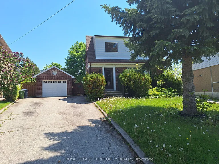 17 Compton Cres — Photo 19