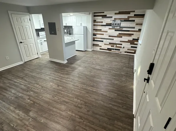 117 Railroad Ave APT A-5, West Grove, PA 19390