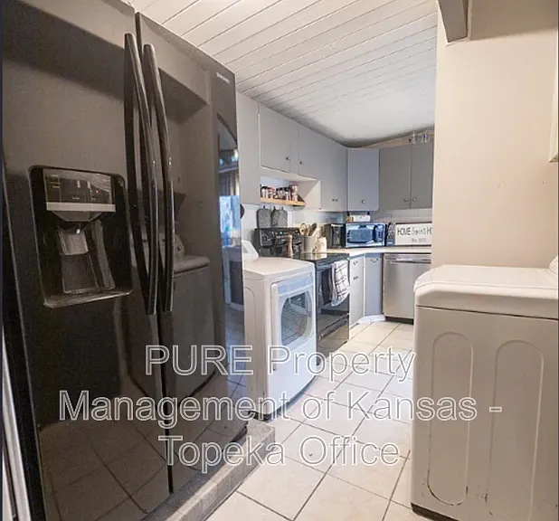 1629 SW 24th St — Photo 9
