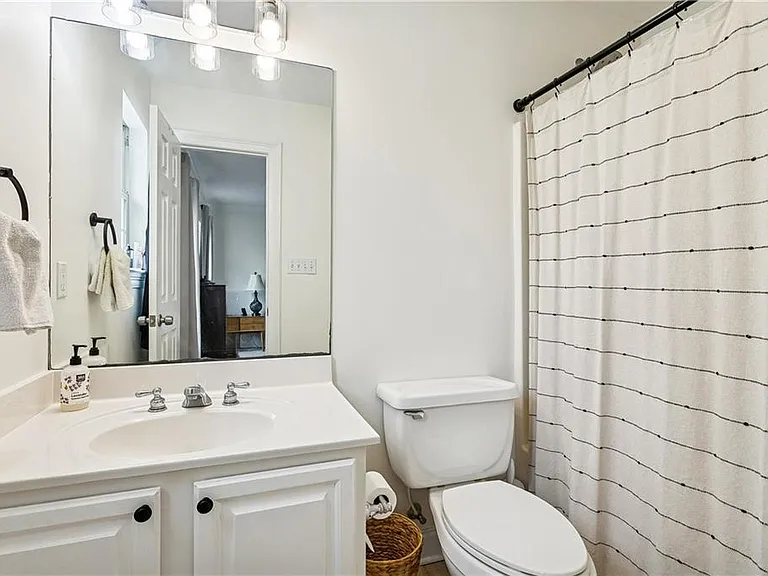 818 Carroll St — Photo 14