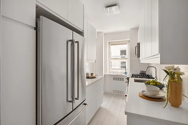 Sold by Compass | media 10