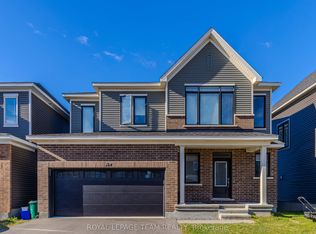 749 Eminence St, Ottawa, ON K2J 6X6
