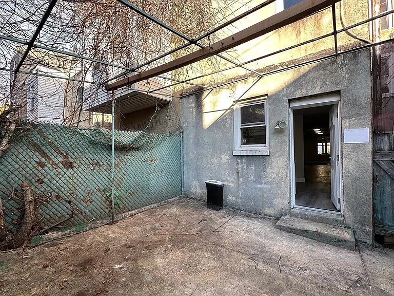 3120 Haverford Ave — Photo 11