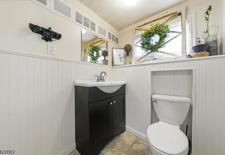 23 Edgemere Ave — Photo 32