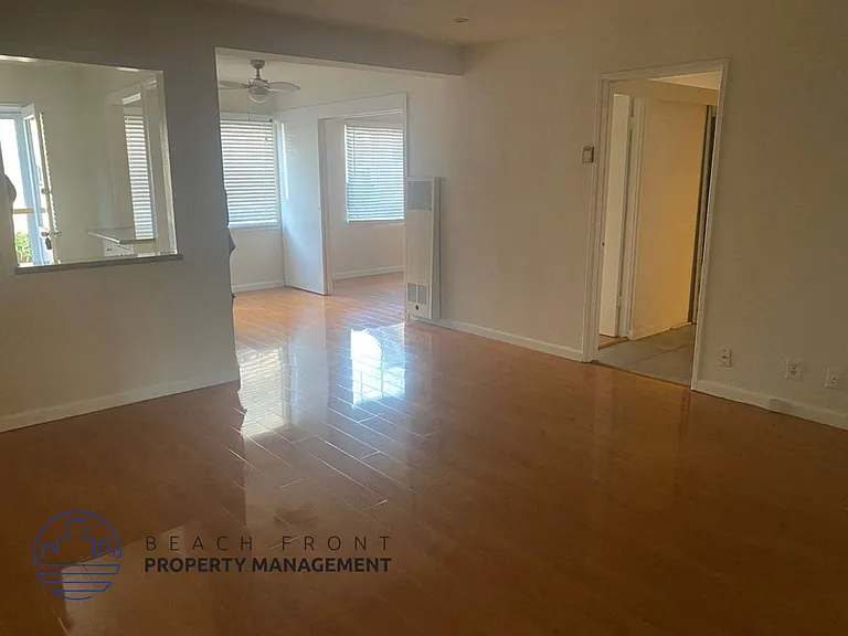 529-541 S El Molino Ave — Photo 37