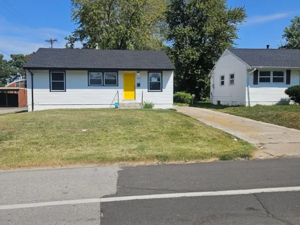 327 Shepley Dr, Saint Louis, MO 63137