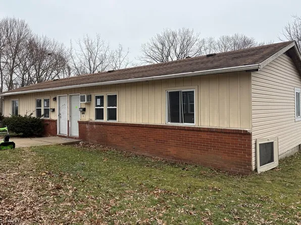 1622 Merrill Ave, Akron, OH 44306