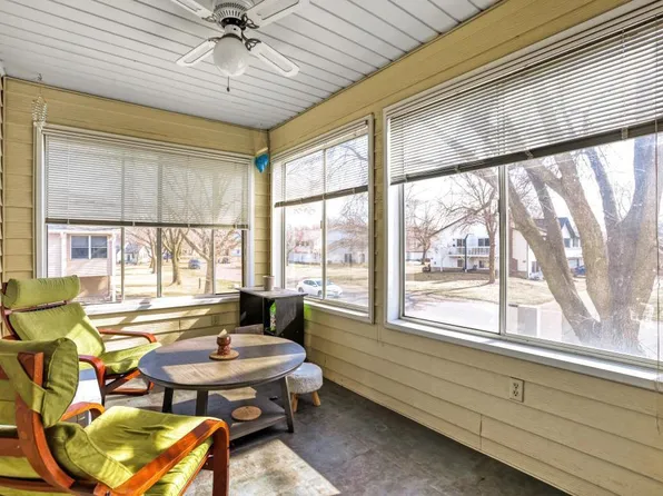 3716 Gershwin Ln N, Oakdale, MN 55128