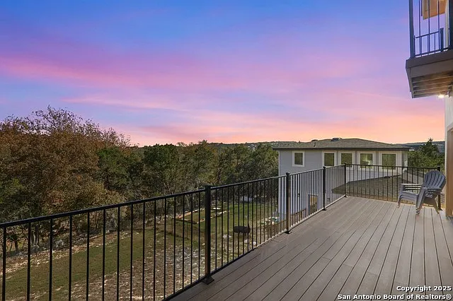 1216 Canyon Lake Dr — Photo 16