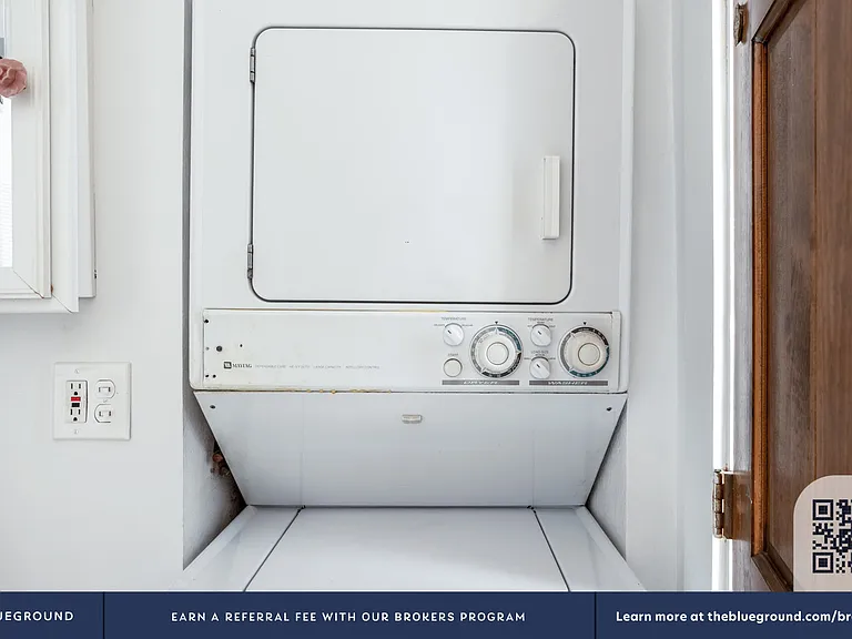 Washer/Dryer in Apartment