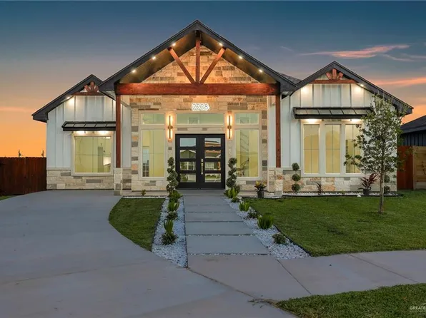 2208 Trinity St, Donna, TX 78537