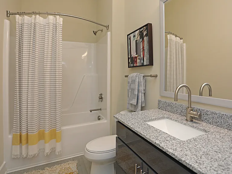 Link Apartments Innovation Quarter — Photo 8