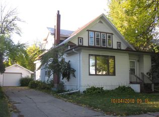 107 Conklin Ave, Grand Forks, ND 58203