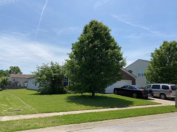 3rd image of 6619 Greenspire Pl