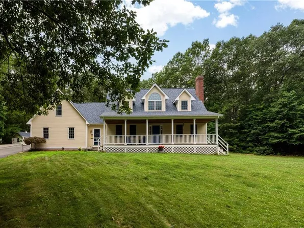 23 Rainbow Ln, North Smithfield, RI 02896