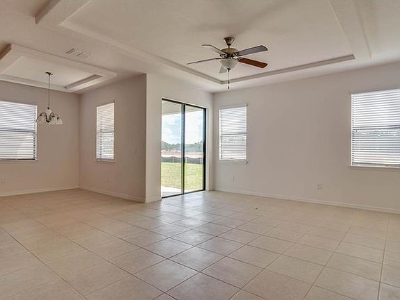3rd image of 11875 Thicket Wood Dr