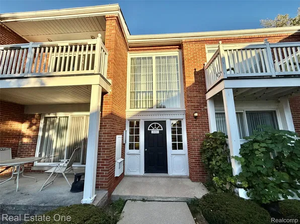 2445 Torquay Ave APT 209, Royal Oak, MI 48073