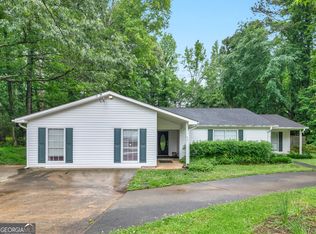 125 Hickory Dr, Stockbridge, GA