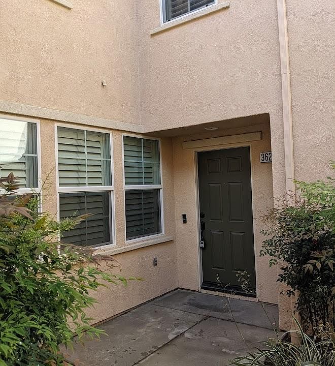 1st image of 36289 Fabrizio Ln