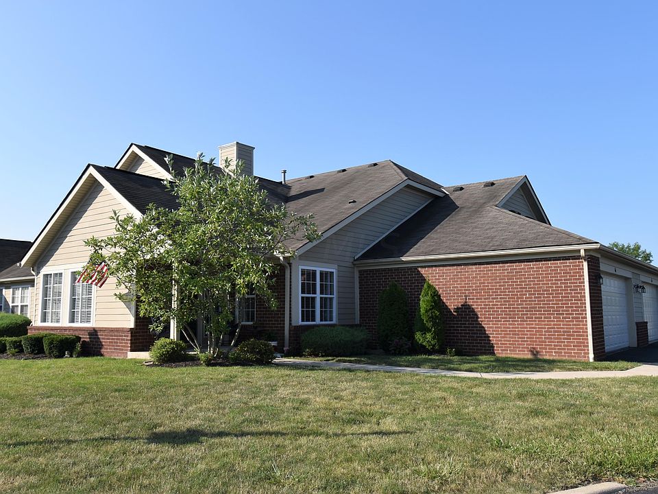 1st image of 61 Greenhedge Cir