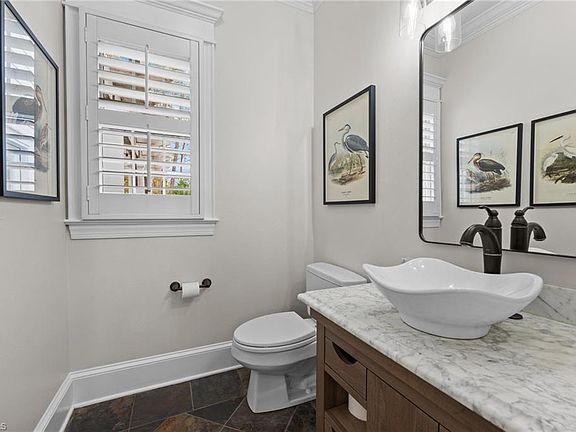 4th image of 220 Epps Clark Rd