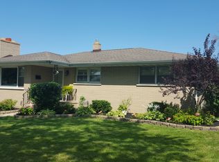 8115 Monroe Ave, Munster, IN 46321