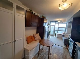 2464 Weston Rd #915, Toronto, ON
